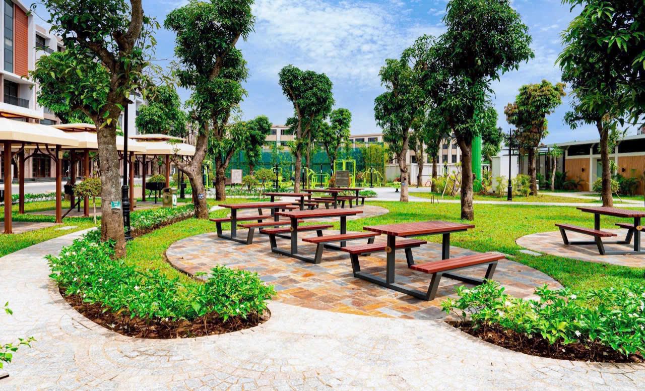 Phố đi bộ Vinhomes